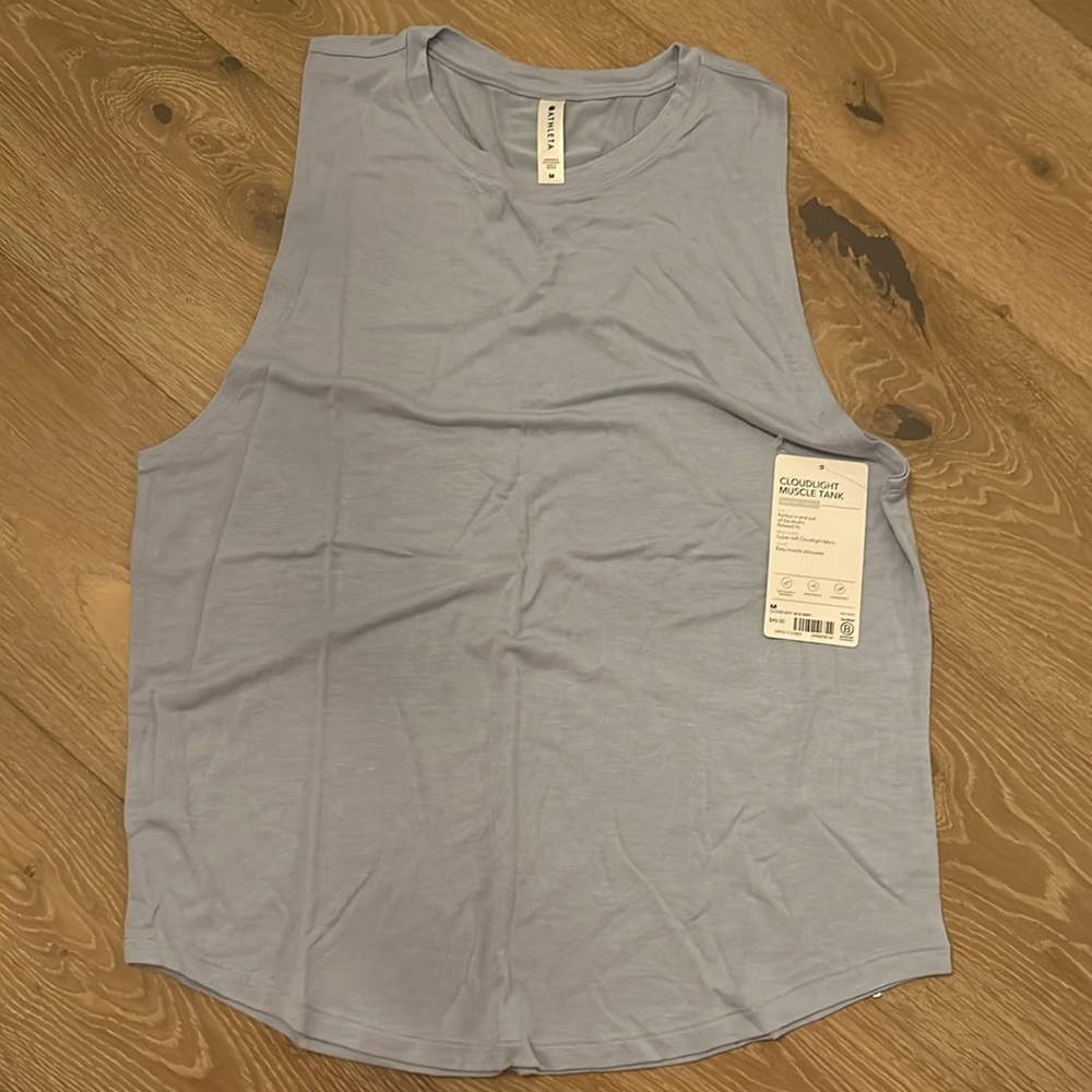 NWT Athleta Cloudlight Muscle Tank, size M